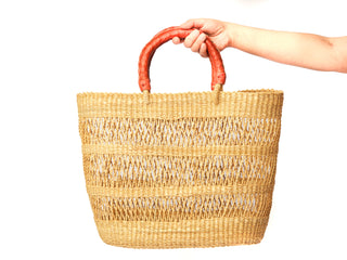 The Raffia Classic Brown by itself